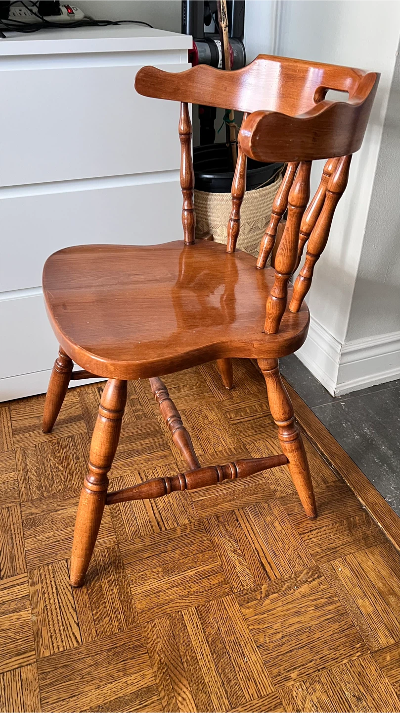 Wooden Dining Chair - Good condition - photo 2