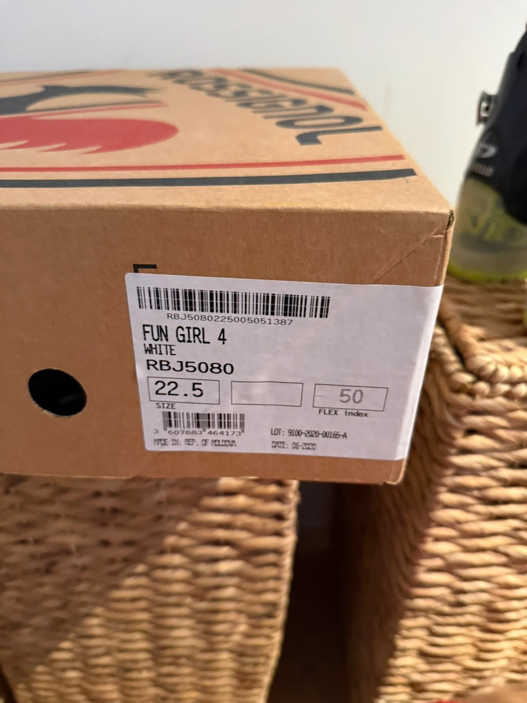 Rossignol Fun Girl Ski Boots - White - Size 22.5 - photo 2