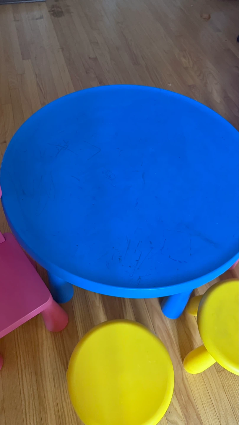 Kids Table and Chairs Set - photo 2