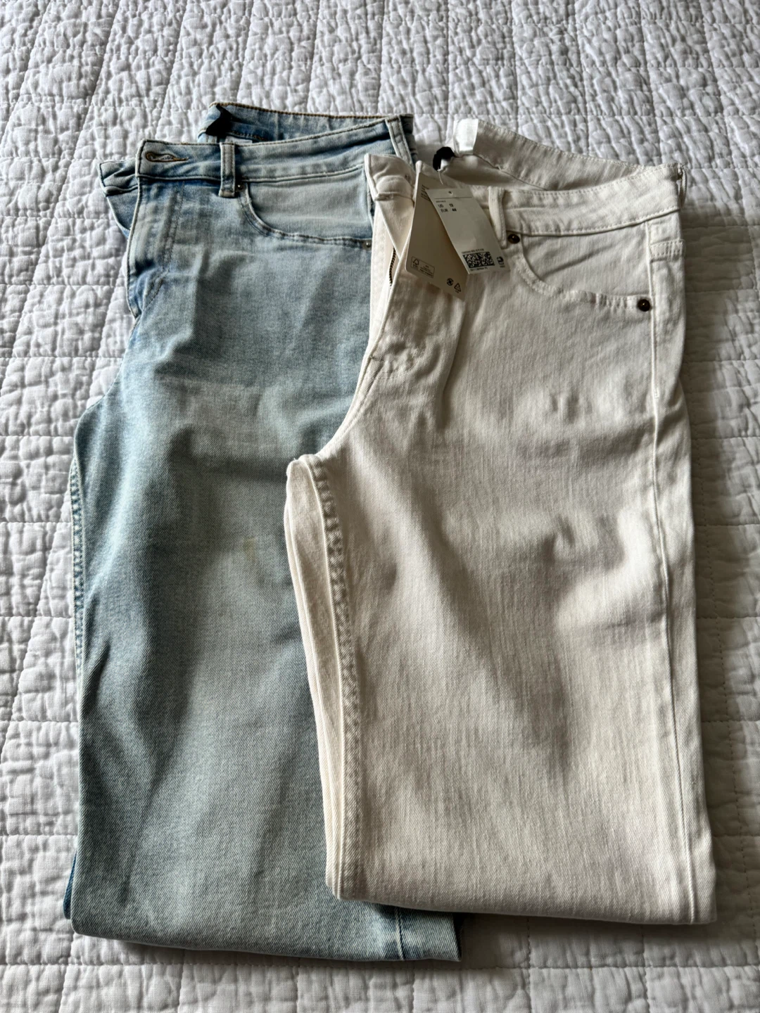 H&M Divided Flare Jeans (Light Wash Size 10 & Cream Size 12) - photo 5