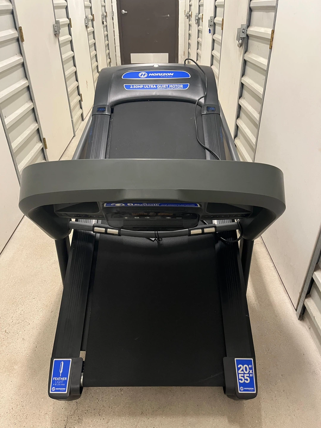 Horizon 2.5HP Ultra Quiet Motor Treadmill - photo 3