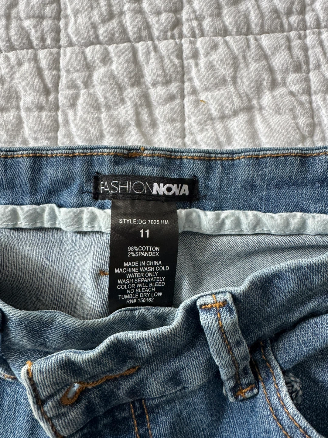 Fashion Nova Women's Distressed Flare Jeans Size 11 - photo 2