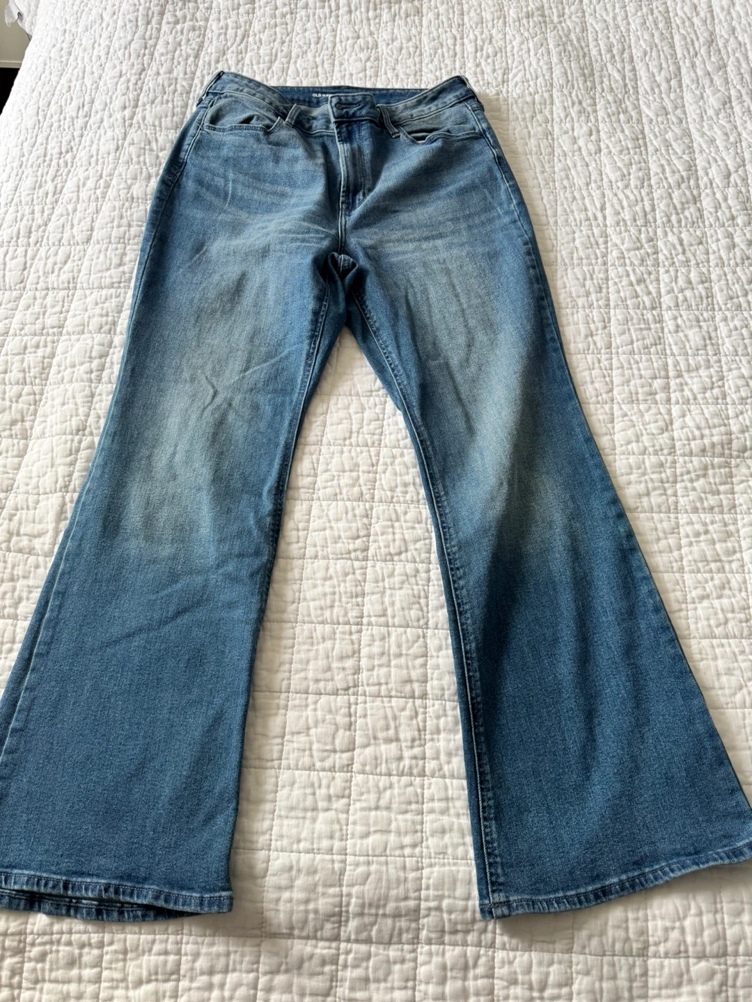 Old Navy Women's High-Rise Wow Flare Jeans Size 12