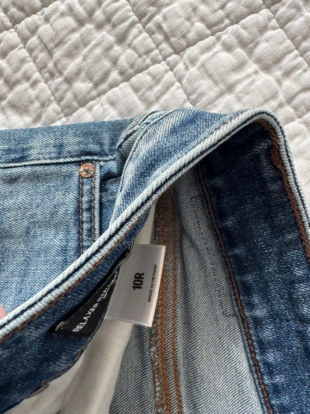 Express Relaxed Fit Jeans - Size 10R - photo 3