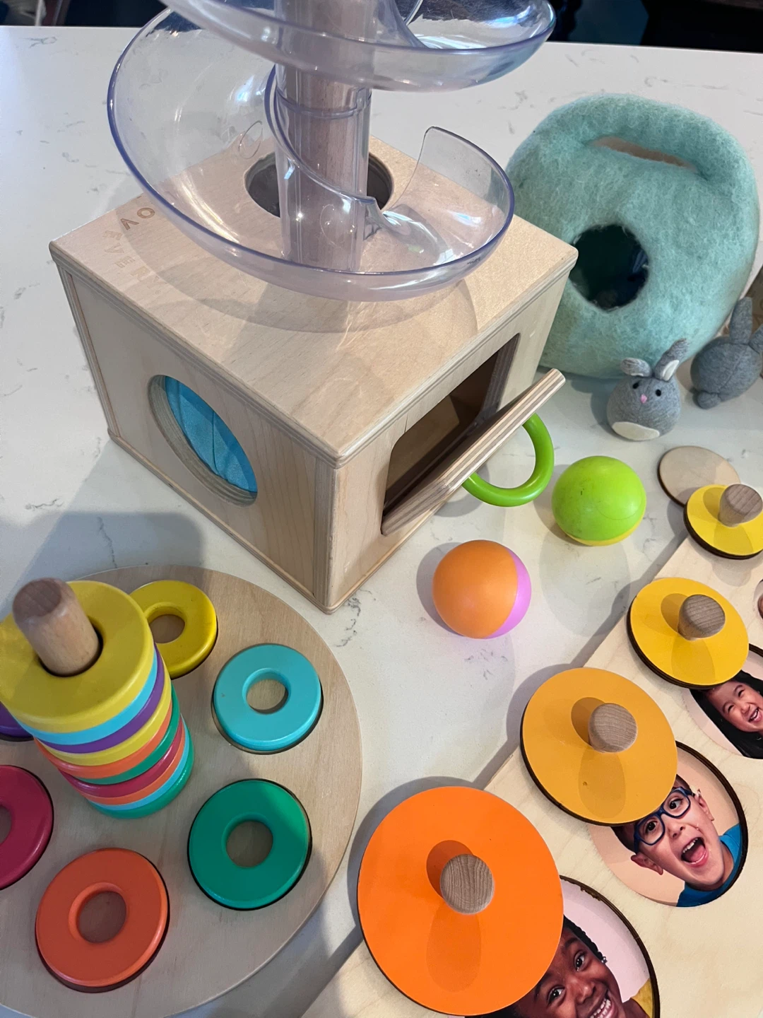 Lovevery Play Kit ‘The Babbler’ for 13, 14, 15 months Montessori - photo 2