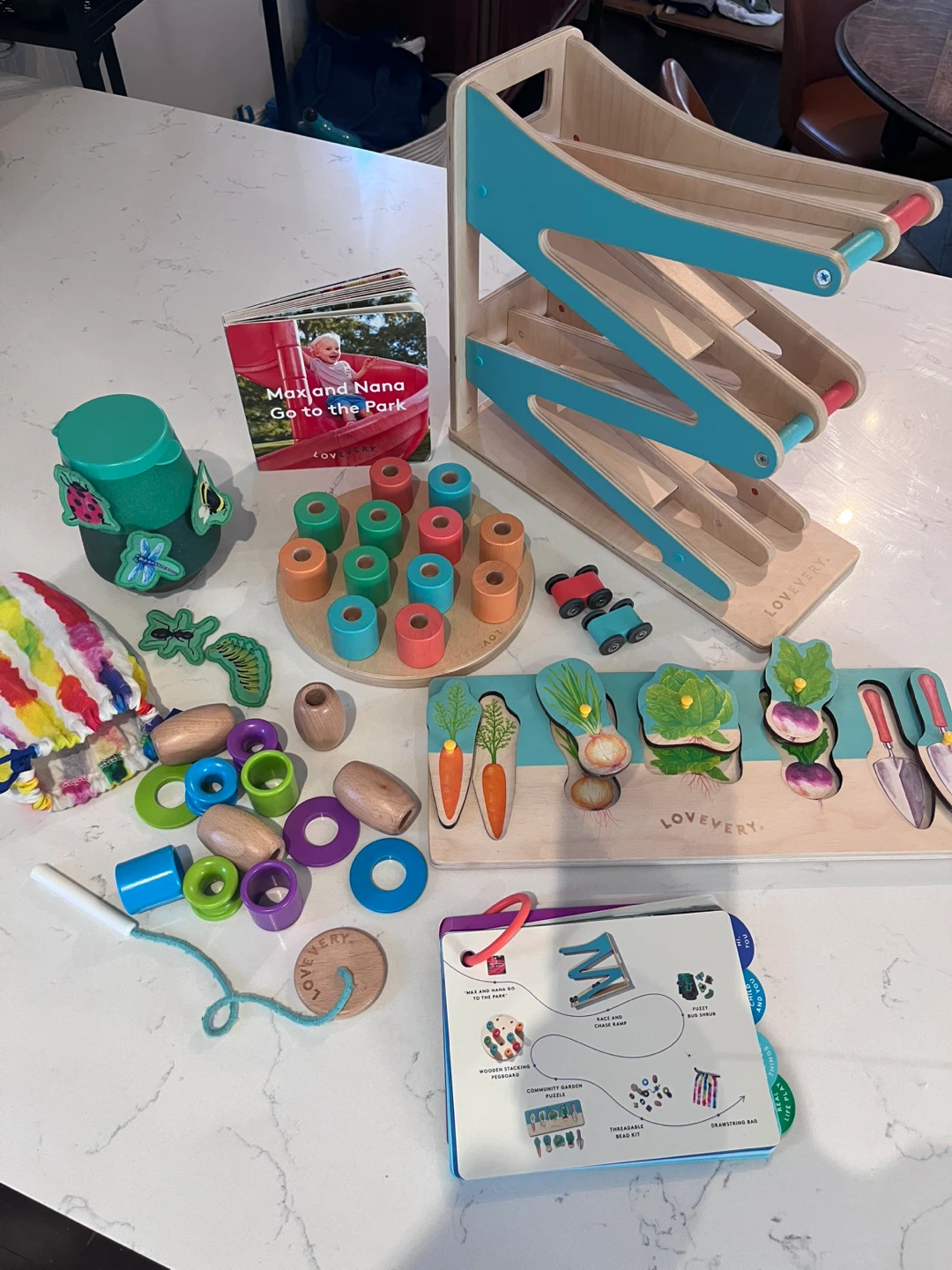 Lovevery Toy Kit ‘The Pioneer’ for 16, 17, 18 months Montessori
