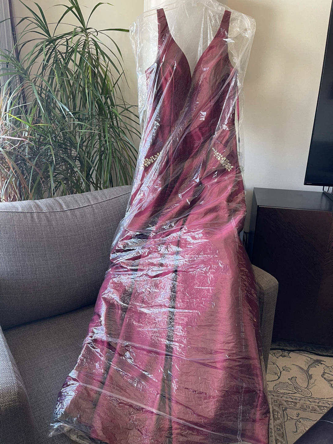 Maroon satin silk Dress with Rhinestone Pockets - photo 5