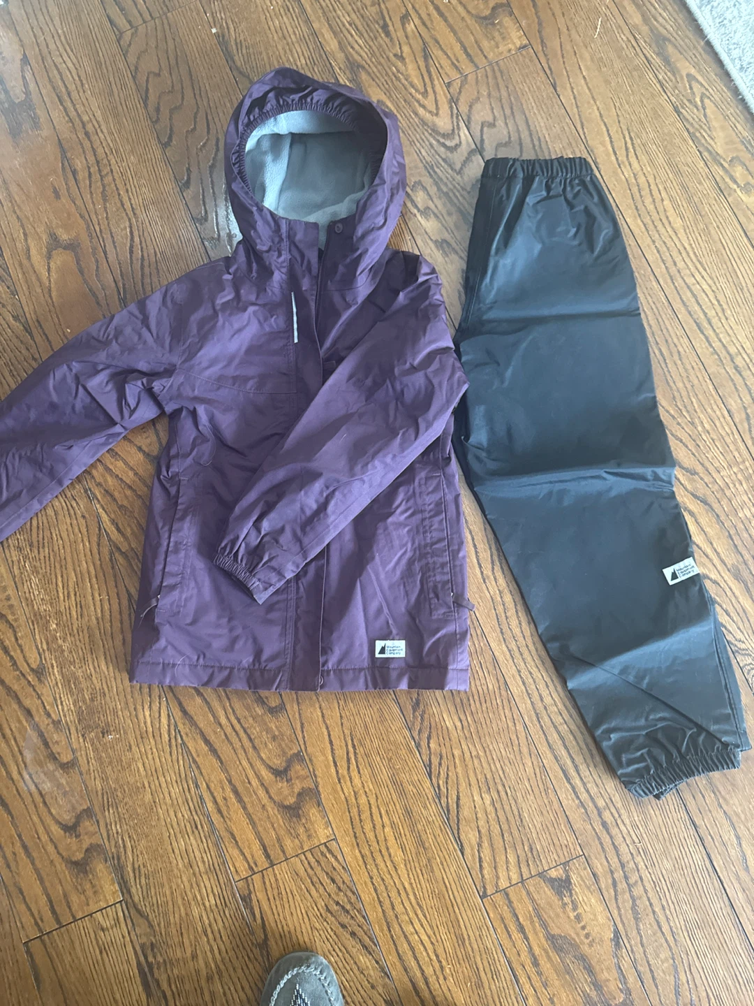 Mountain Equipment Company Youth Rain Set