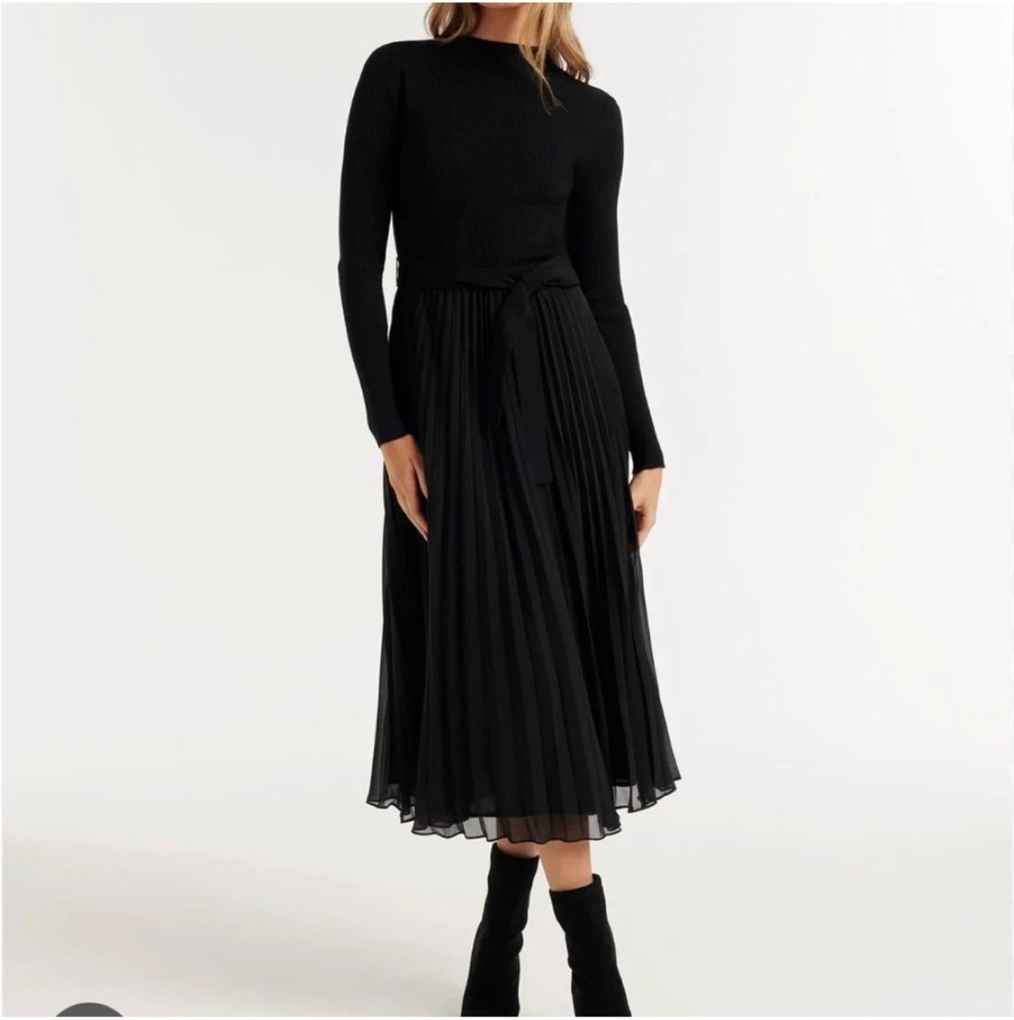 Ever New Melbourne Black Knit Pleated Dress
