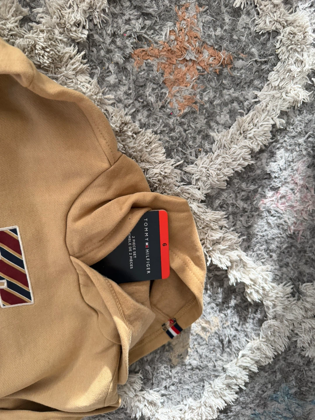 Tommy Hilfiger Kids Two Piece Set - Size 6 - photo 3