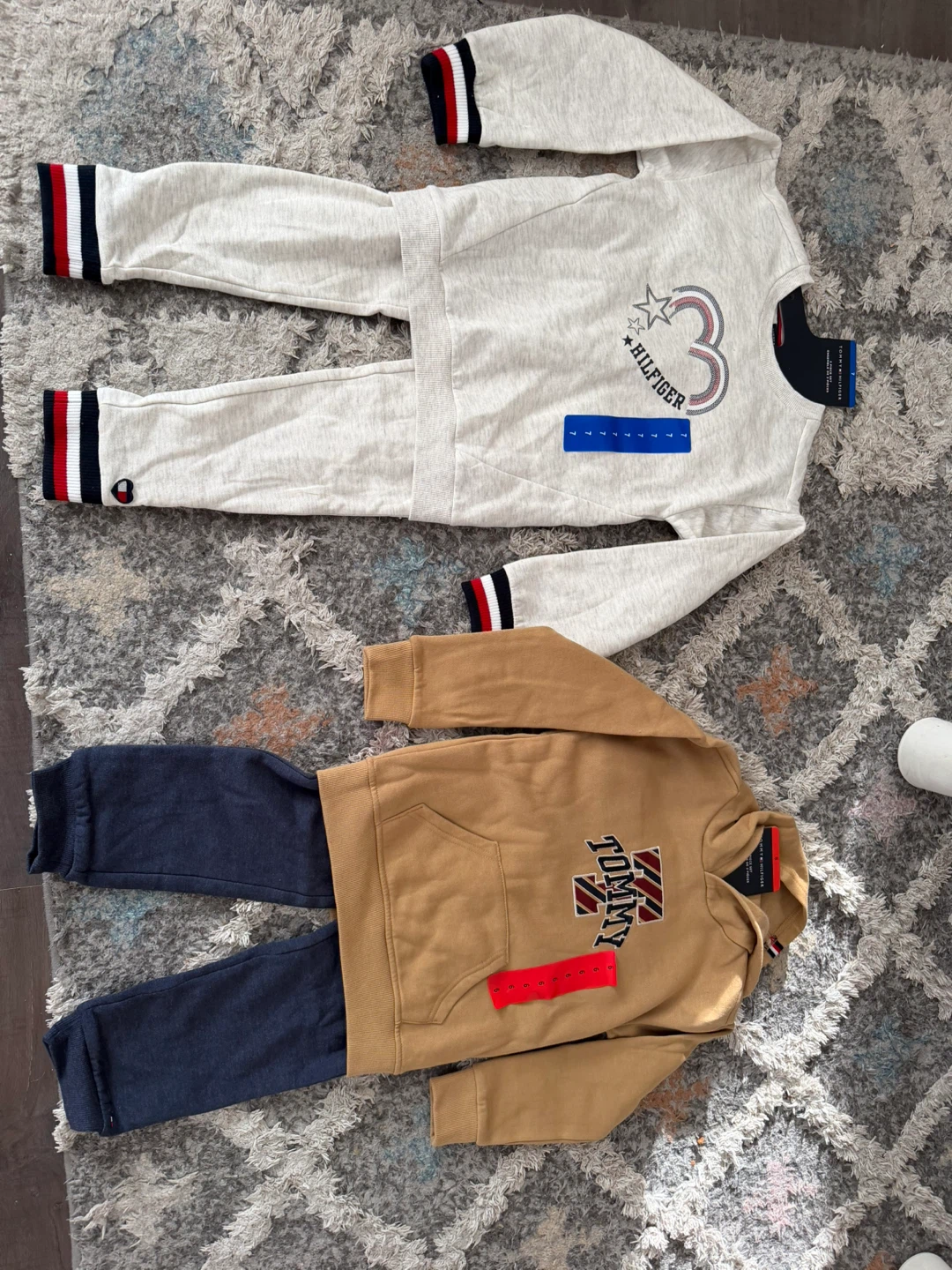 Tommy Hilfiger Kids Two Piece Set - Size 6 - photo 2