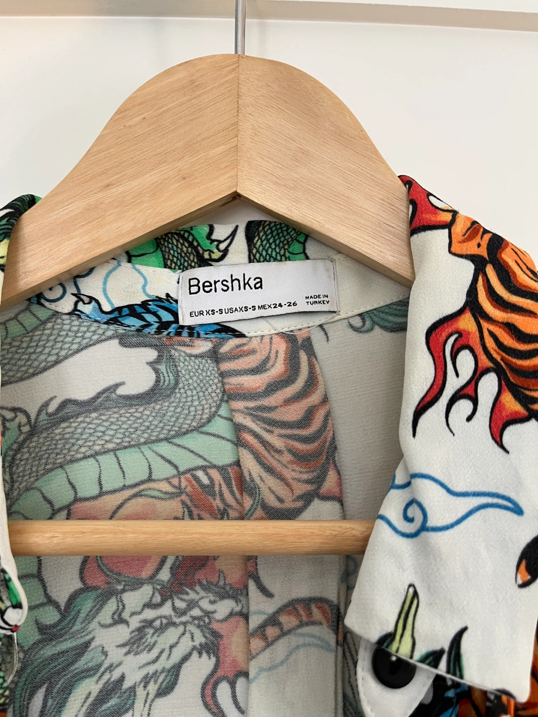 Bershka Graphic Shirt - photo 3