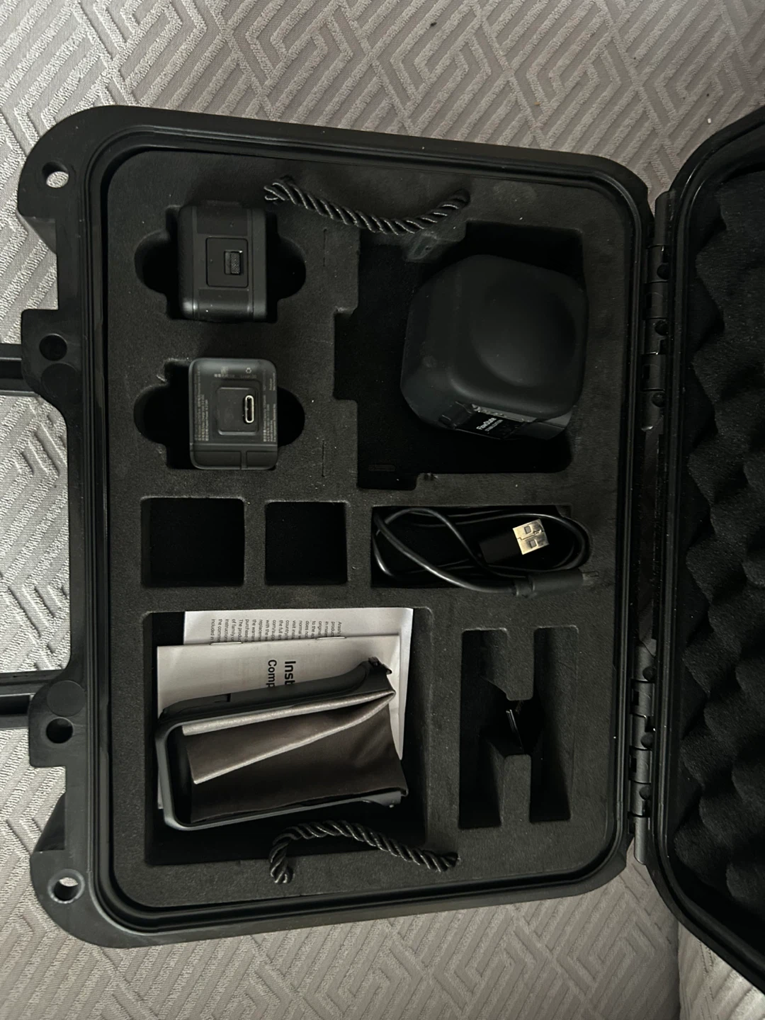 Insta360 ONE RS Camera Kit with Accessories - photo 5