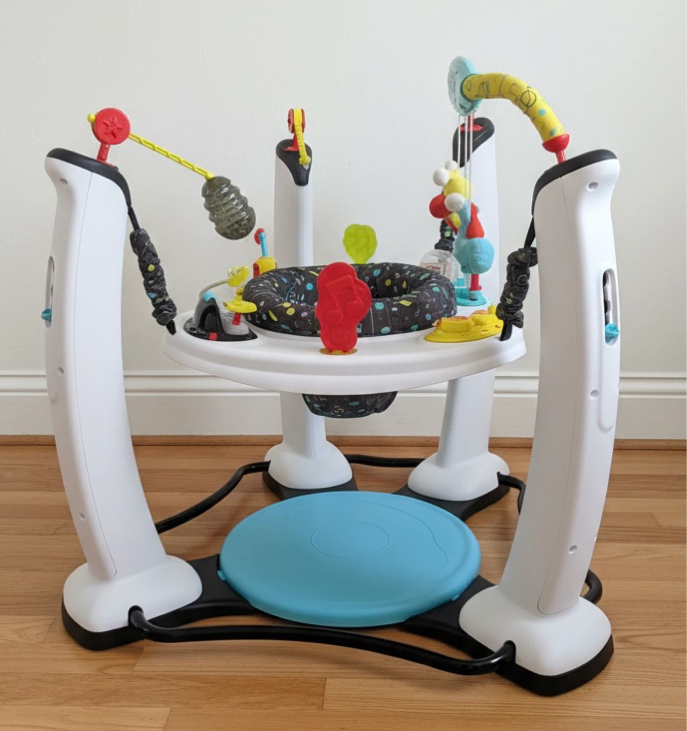 Baby Einstein Neighborhood Friends Activity Jumperu