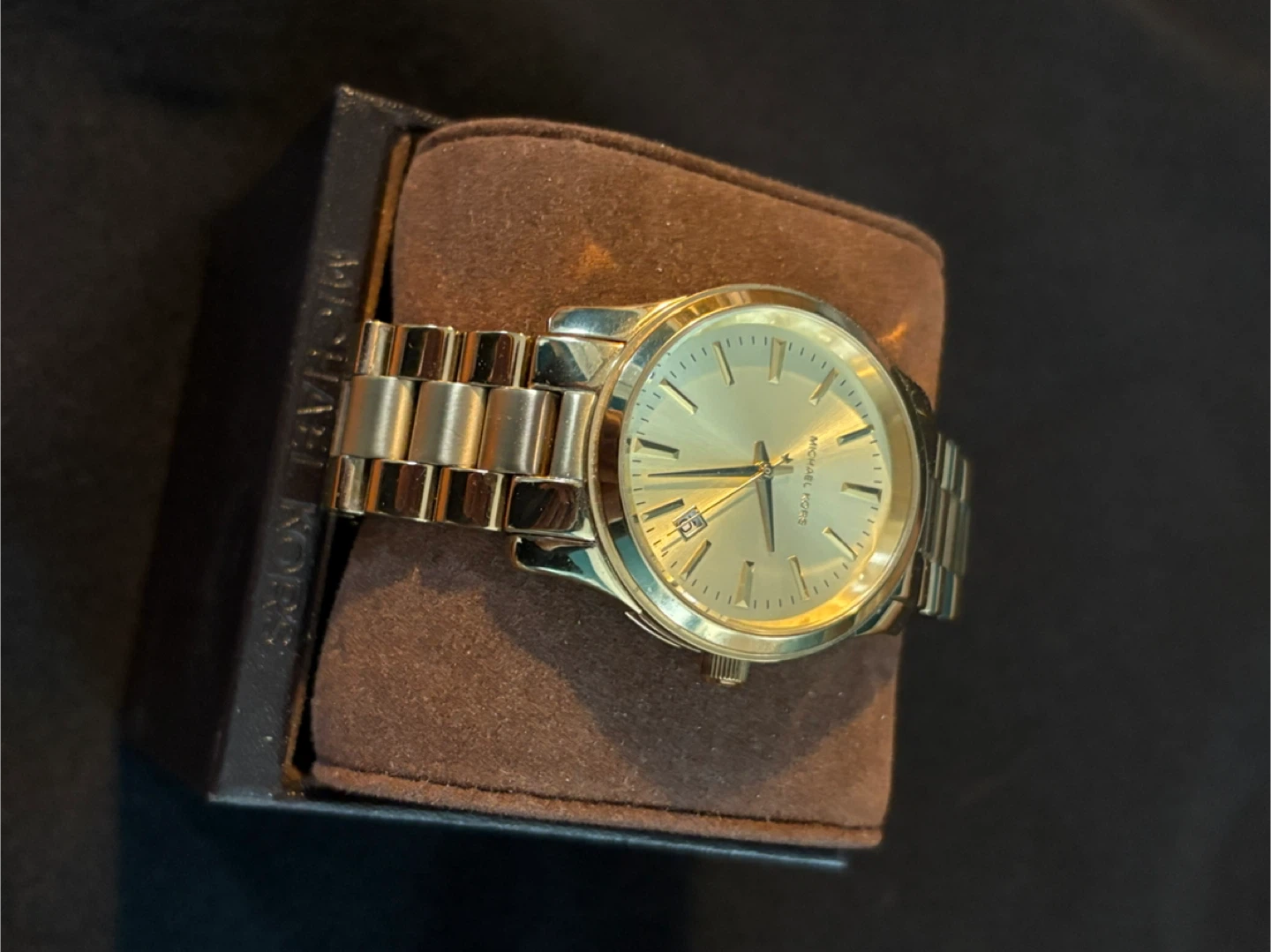Like New Michael Kors Women’s Gold watch - photo 3