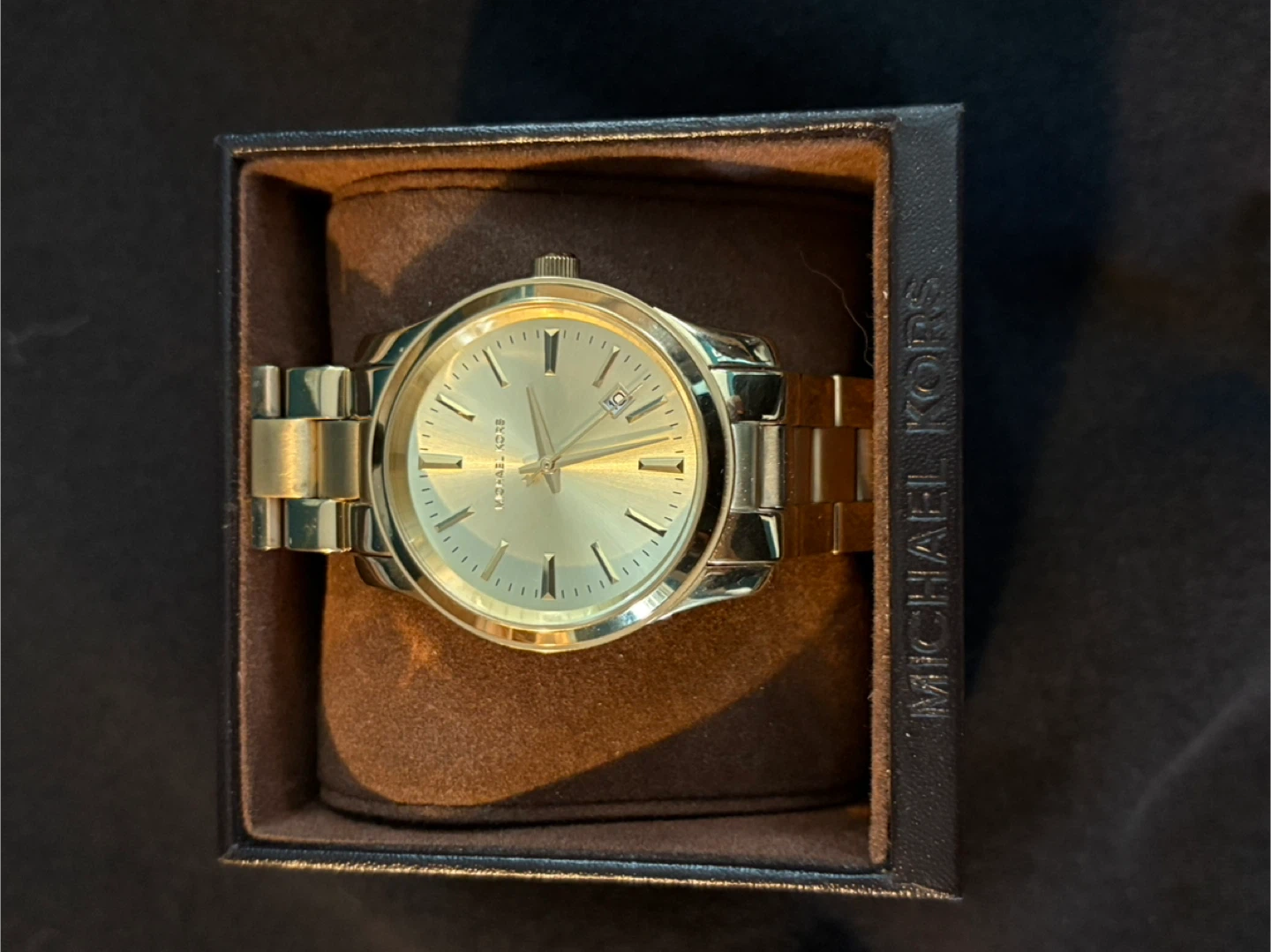 Like New Michael Kors Women’s Gold watch - photo 2