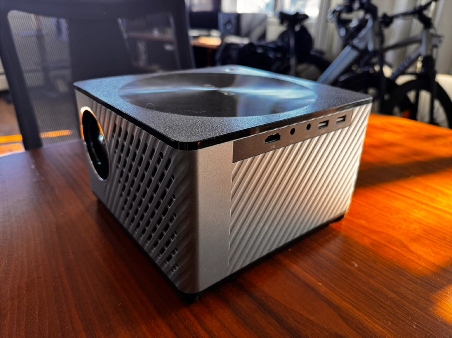 OTOUCH 1080p Mini Projector - photo 2