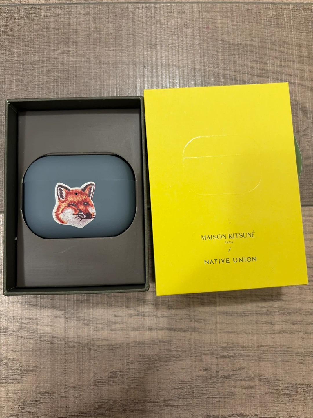 Maison Kitsuné x Native Union AirPod Pro Case