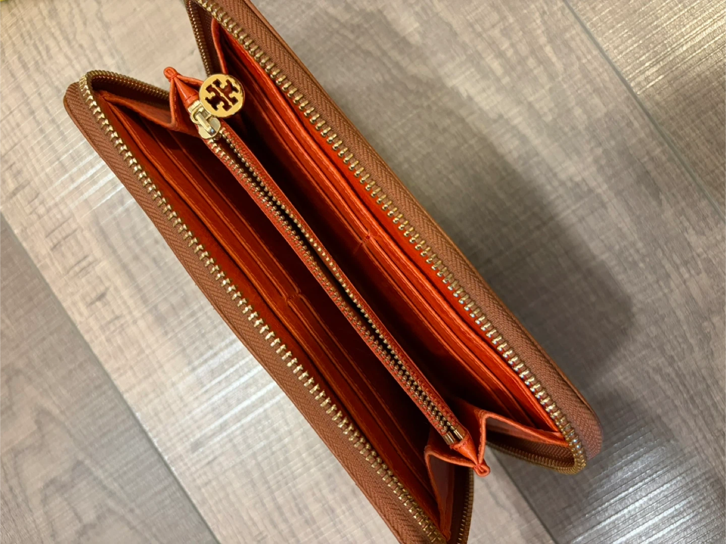 Tory Burch Zip Around Wallet - photo 2