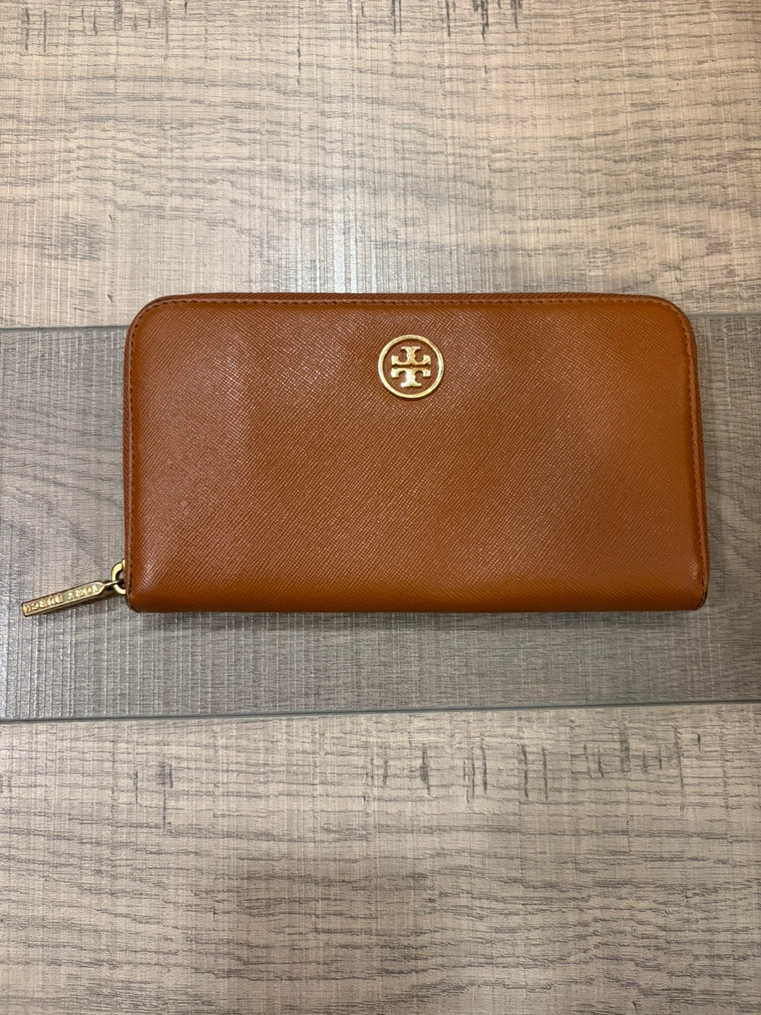 Tory Burch Zip Around Wallet