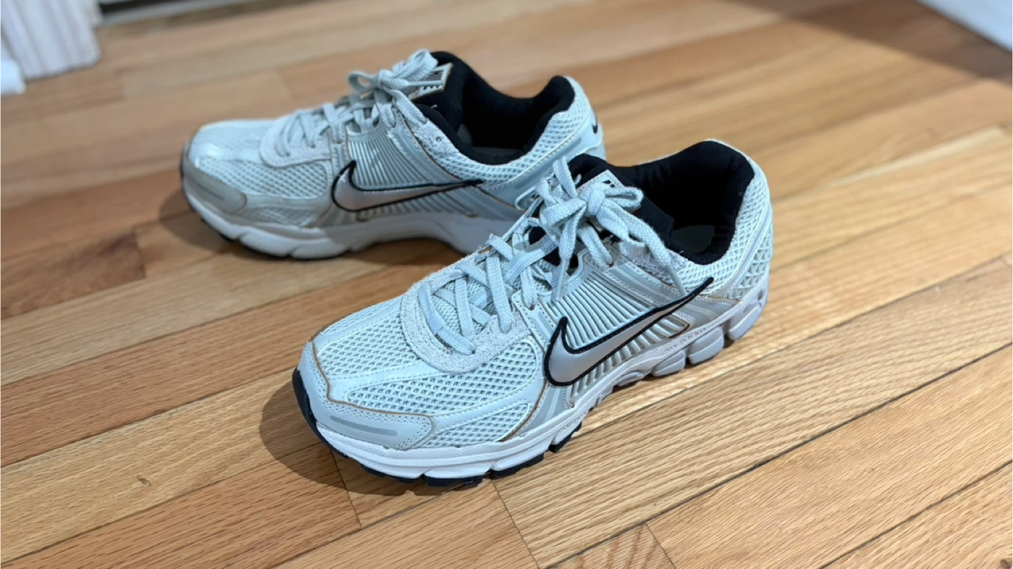 Nike Zoom Vomero 5 Running Shoes