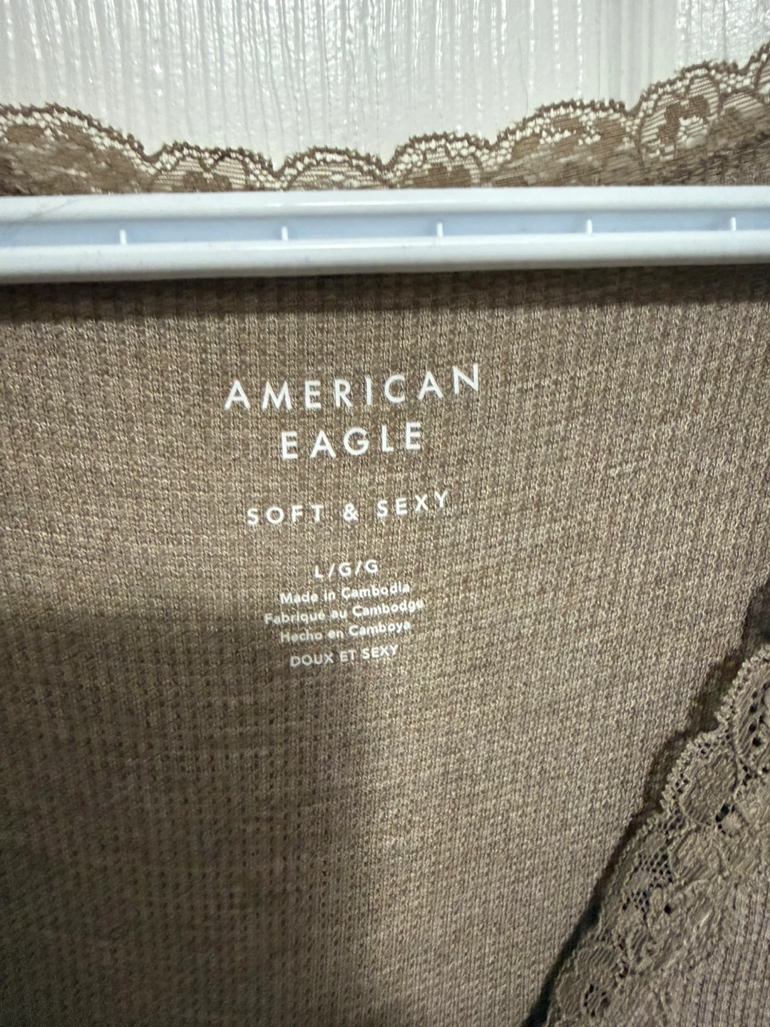 American Eagle Lace Trim V-Neck Top - photo 4