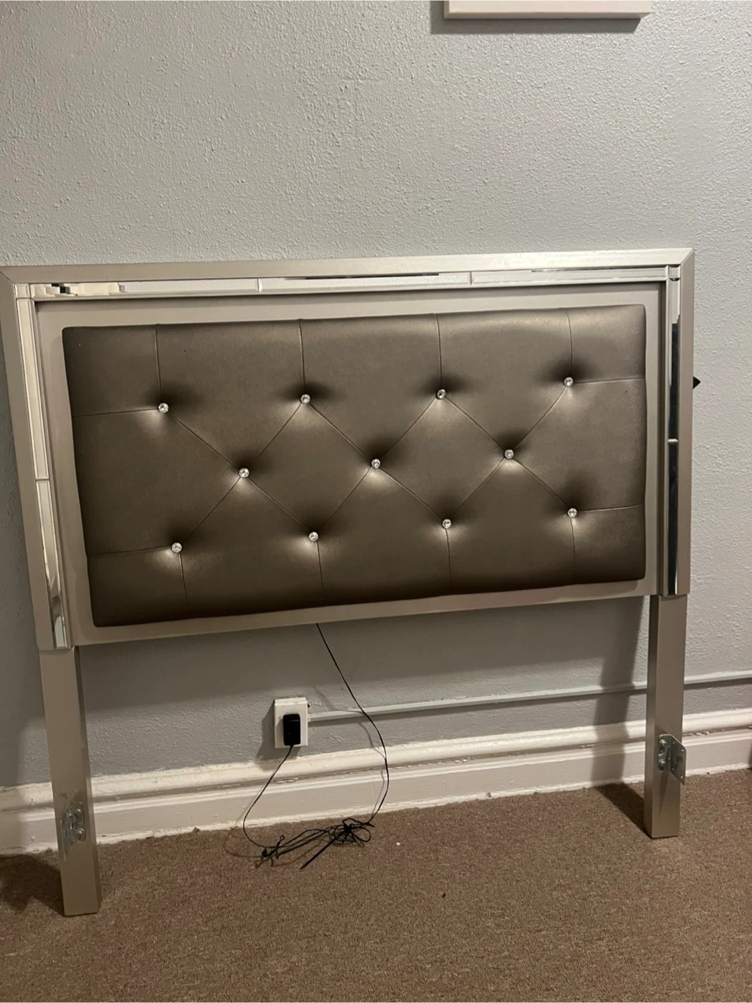 Tufted Headboard with LED Lights - photo 3