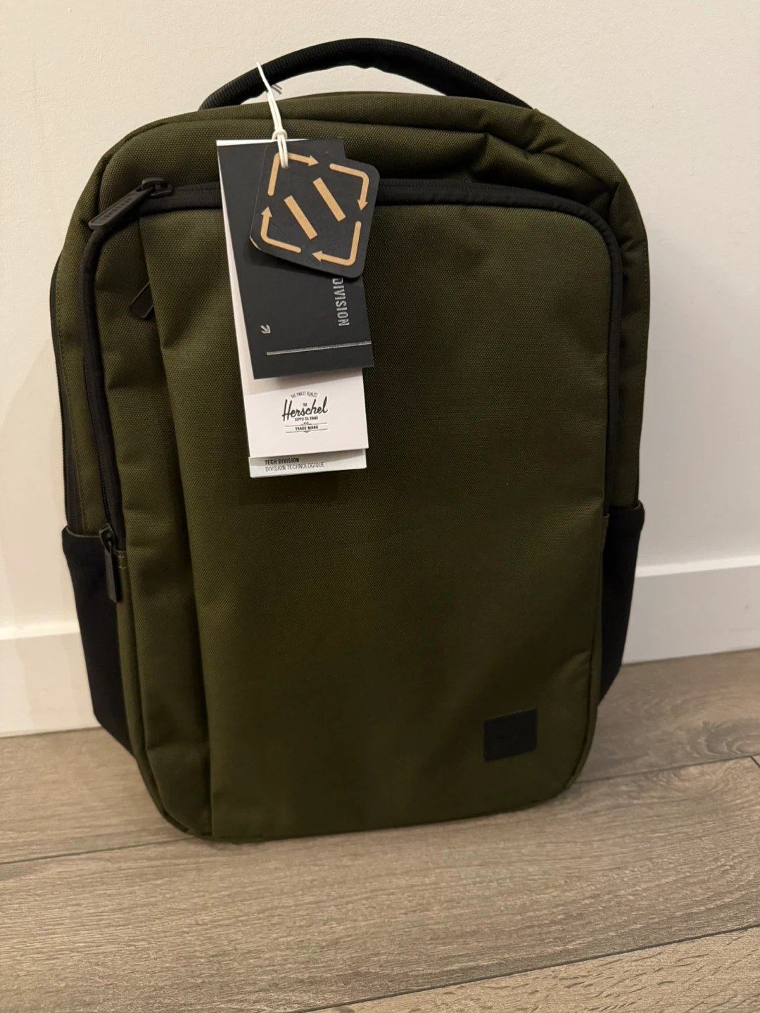 Brand New Herschel Kaslo Daypack | Tech - 20L
