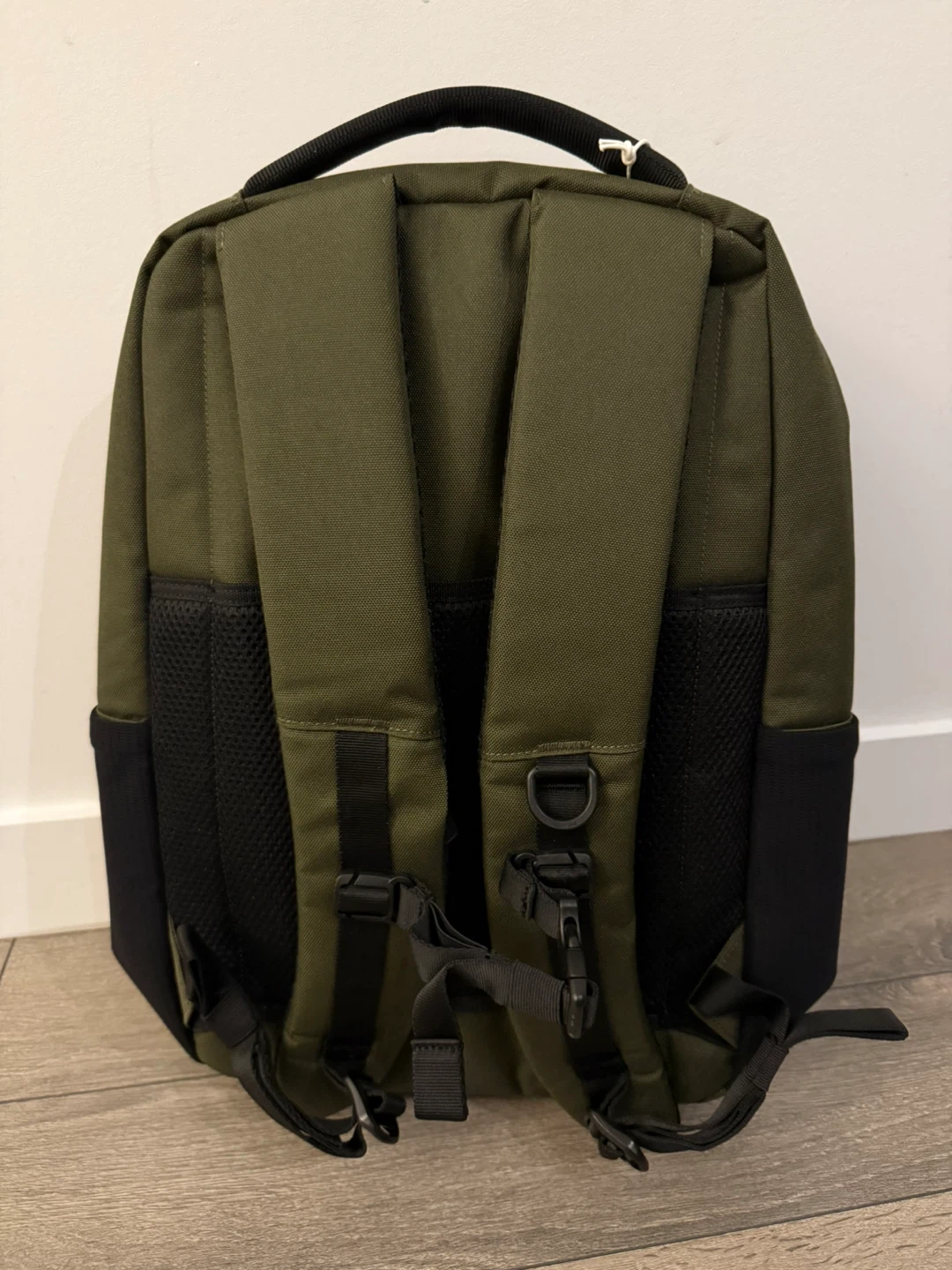 Brand New Herschel Kaslo Daypack | Tech - 20L - photo 4