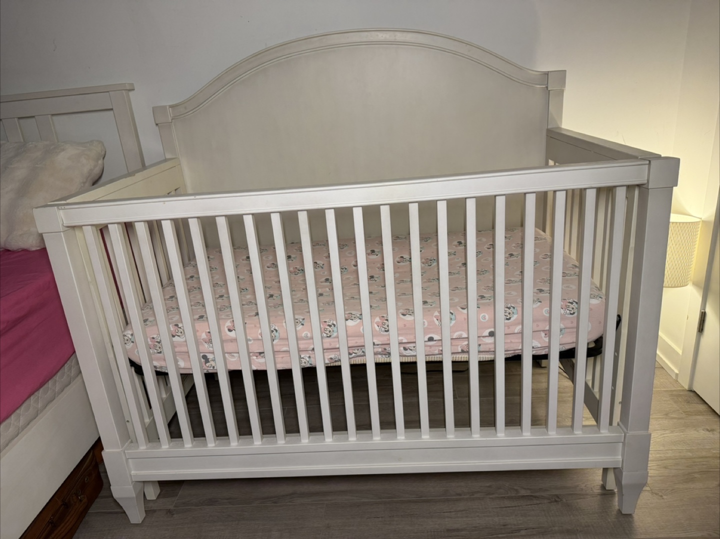 Oxford Baby Elizabeth 4 in 1 Convertible Crib Vintage White