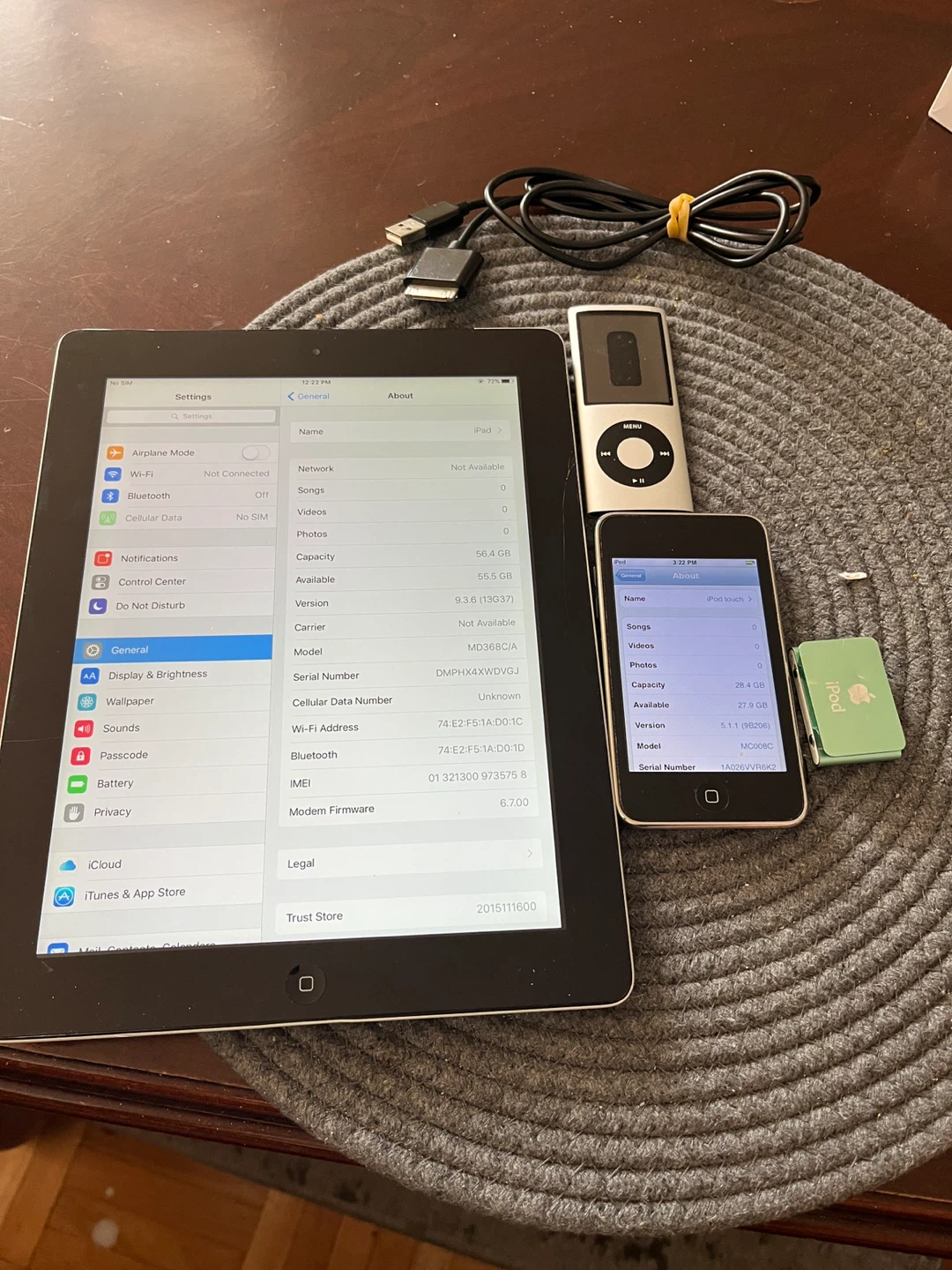 Apple iPad, iPod Touch, and iPod Nano Bundle