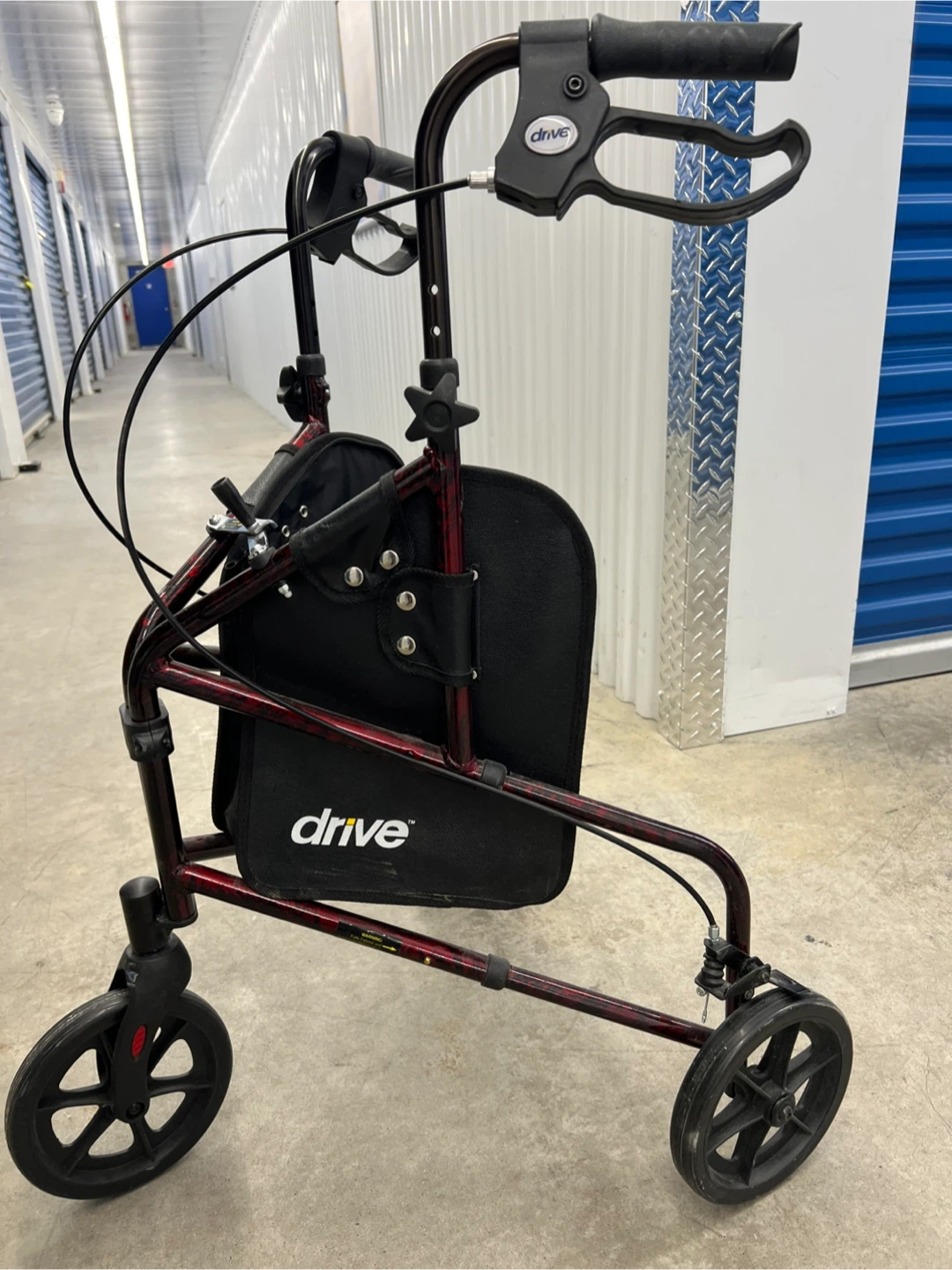 Drive Medical 3-Wheel Rollator Walker - photo 2