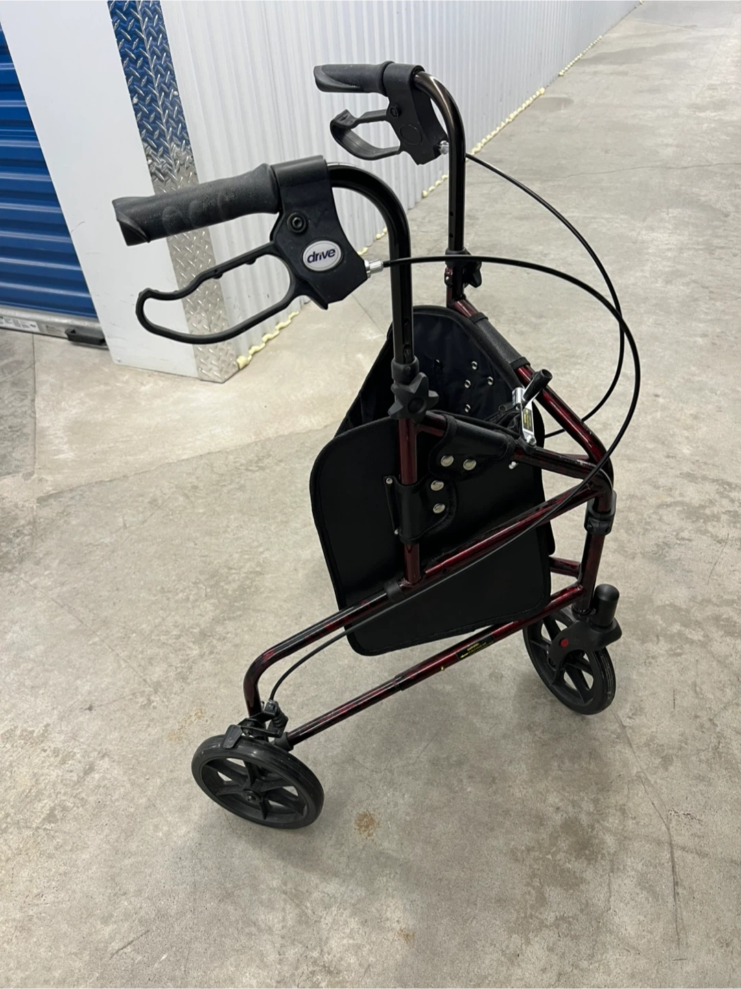 Drive Medical 3-Wheel Rollator Walker