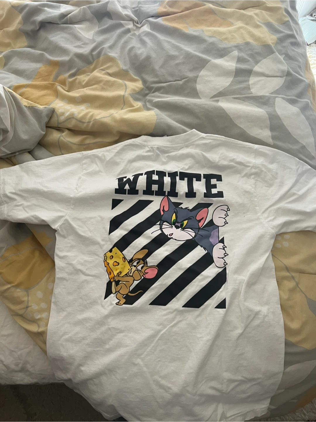 White Tom & Jerry Graphic T-Shirt - photo 3