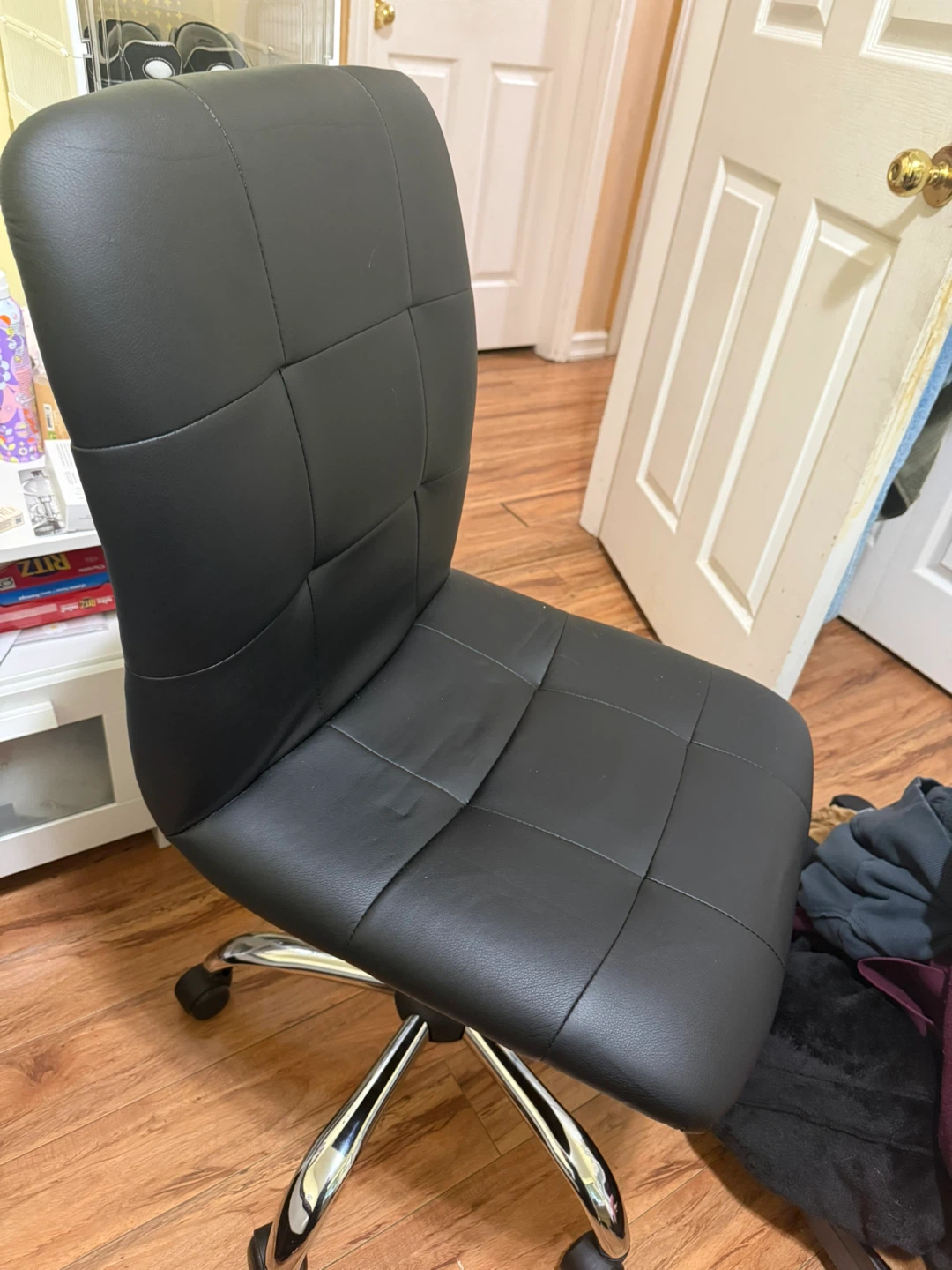 Black Faux Leather Office Chair - photo 2