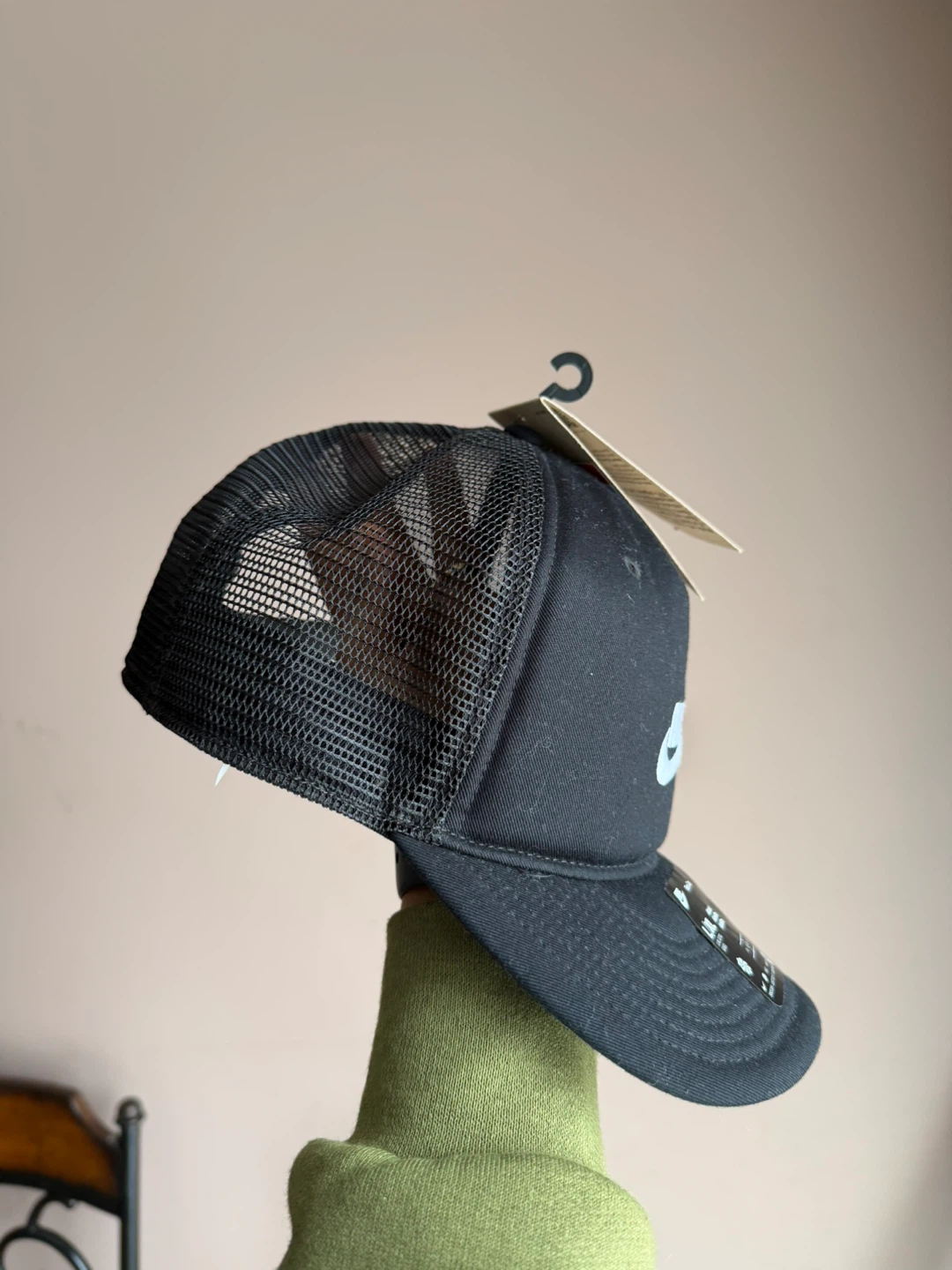 Nike Rise Cap L/XL Black Trucker Hat - photo 4