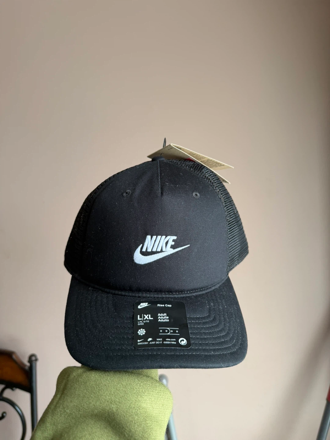 Nike Rise Cap L/XL Black Trucker Hat - photo 2