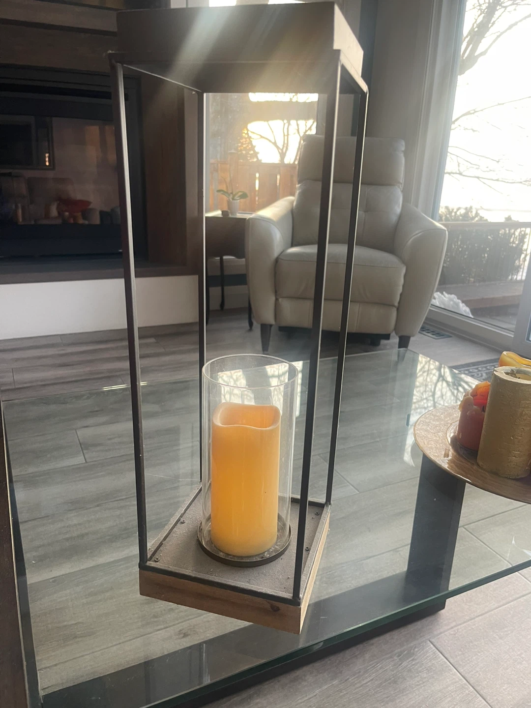 Decorative battery operated candle