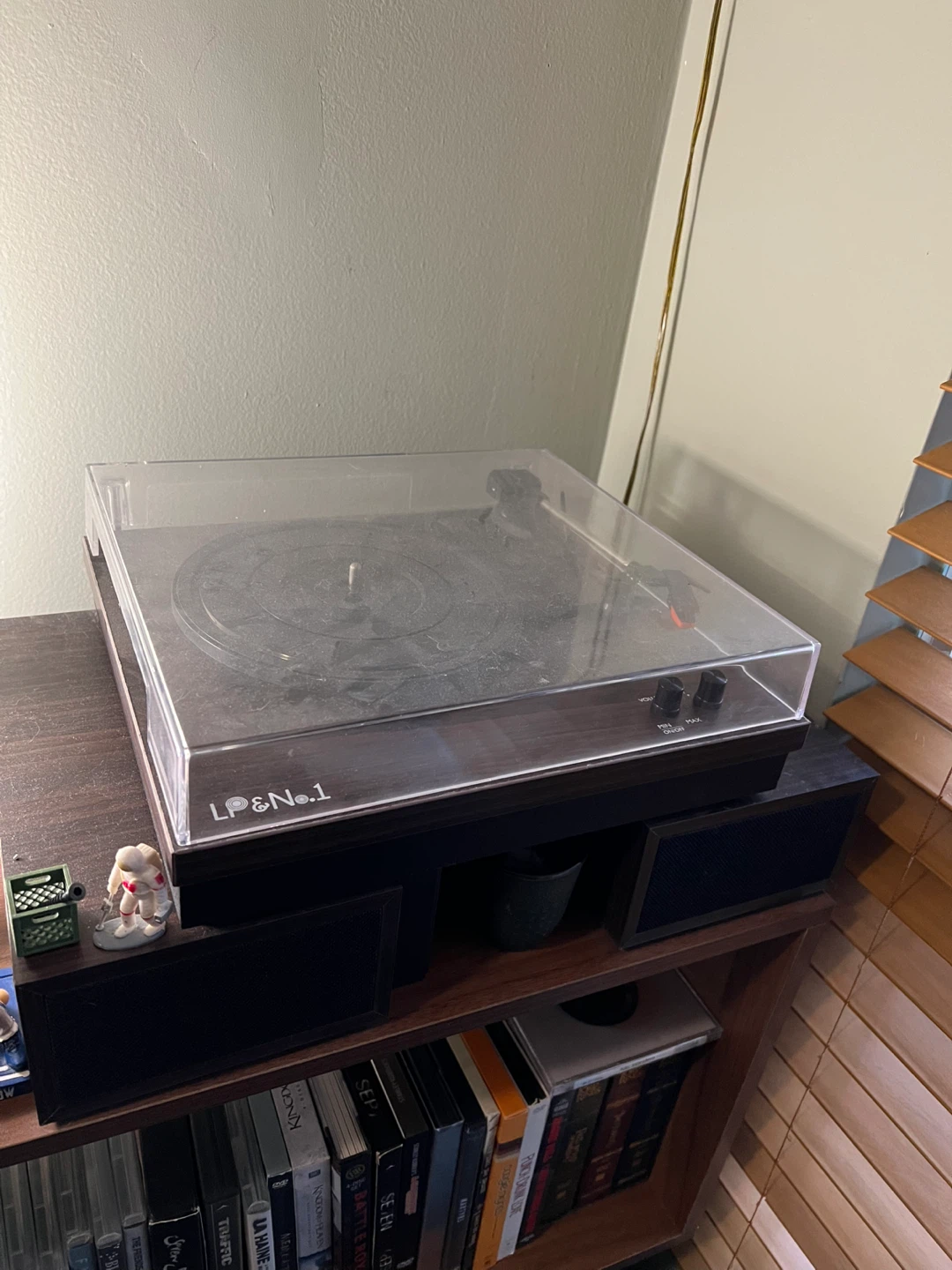 LP & No.1 Record Player Turntable - photo 2