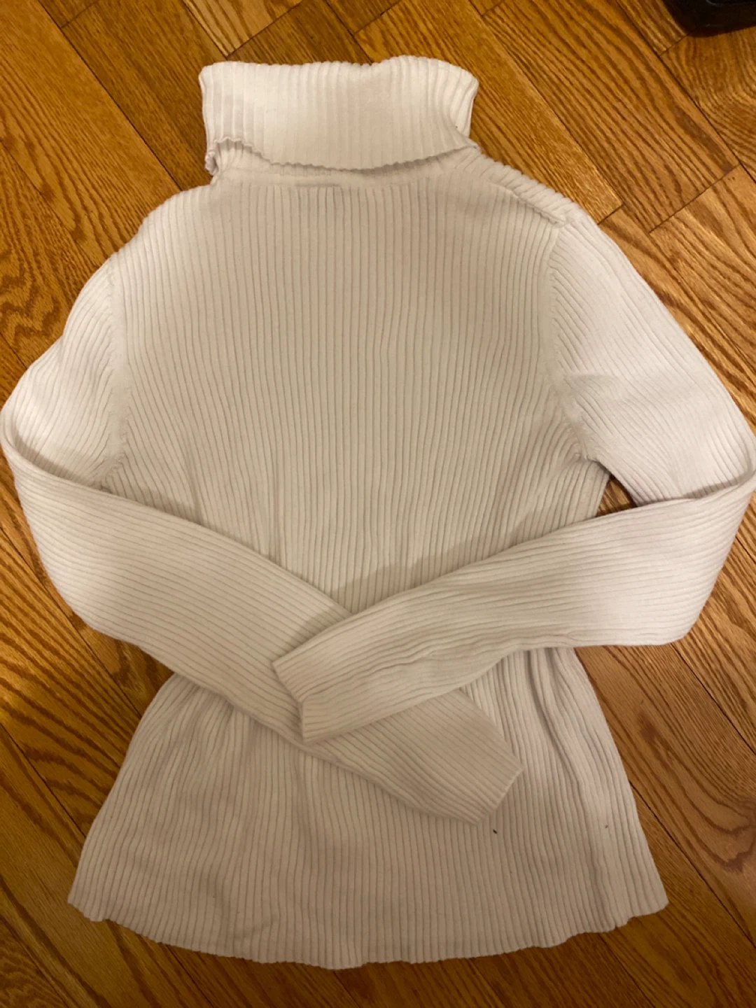 White Modern Classic Women’s Turtleneck - NEED GONE