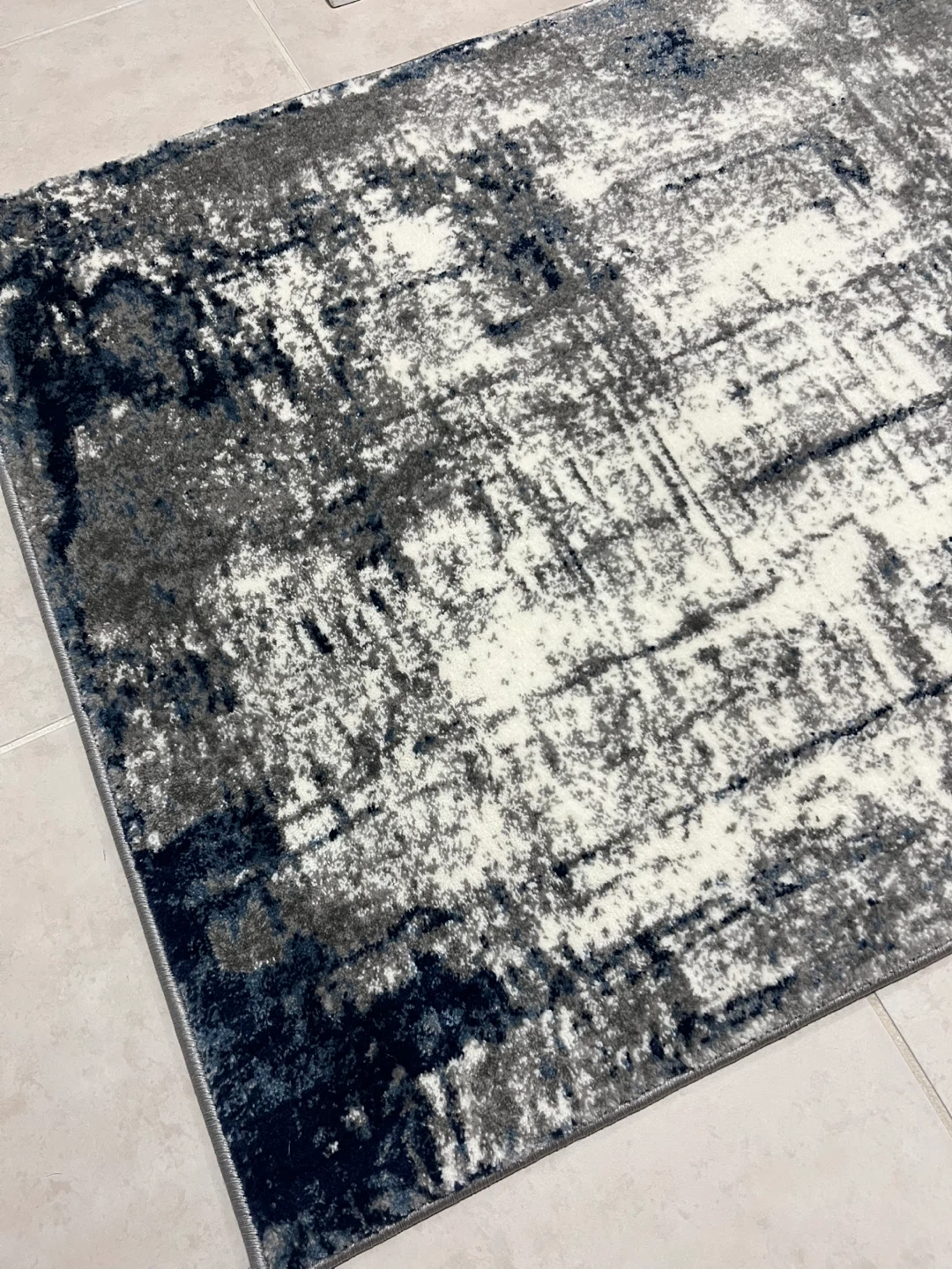 Brand New Grey & Navy Area Rug - photo 2
