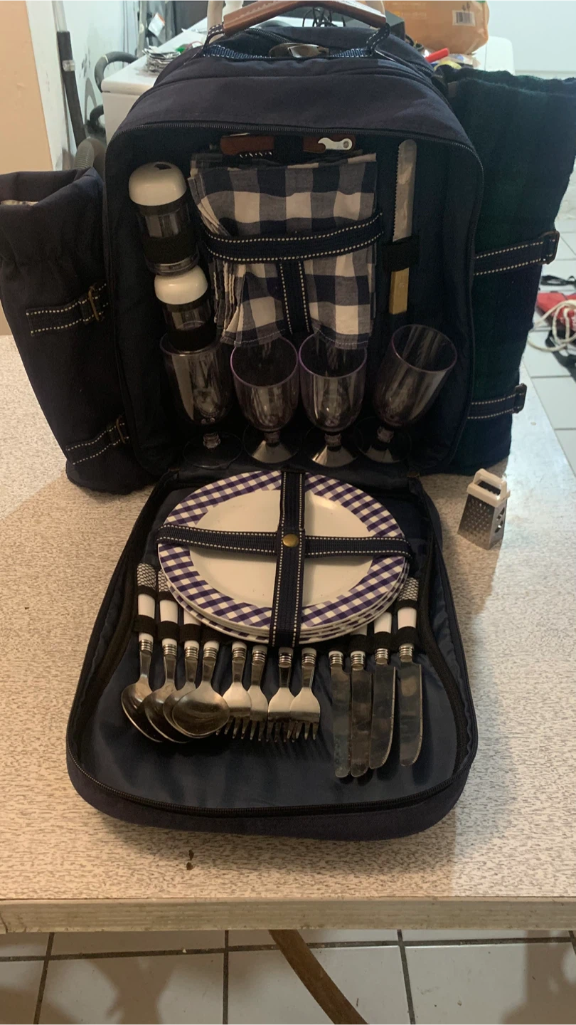 Navy Blue Picnic Backpack with Blanket