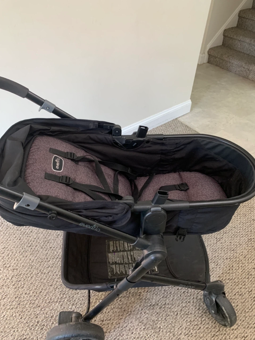 Evenflo Stroller - Black & Grey - Adjustable Baby Stroller - photo 3