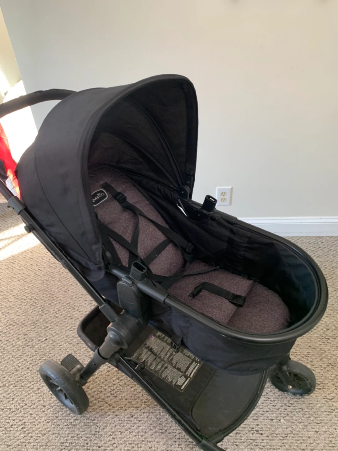 Evenflo Stroller - Black & Grey - Adjustable Baby Stroller - photo 4