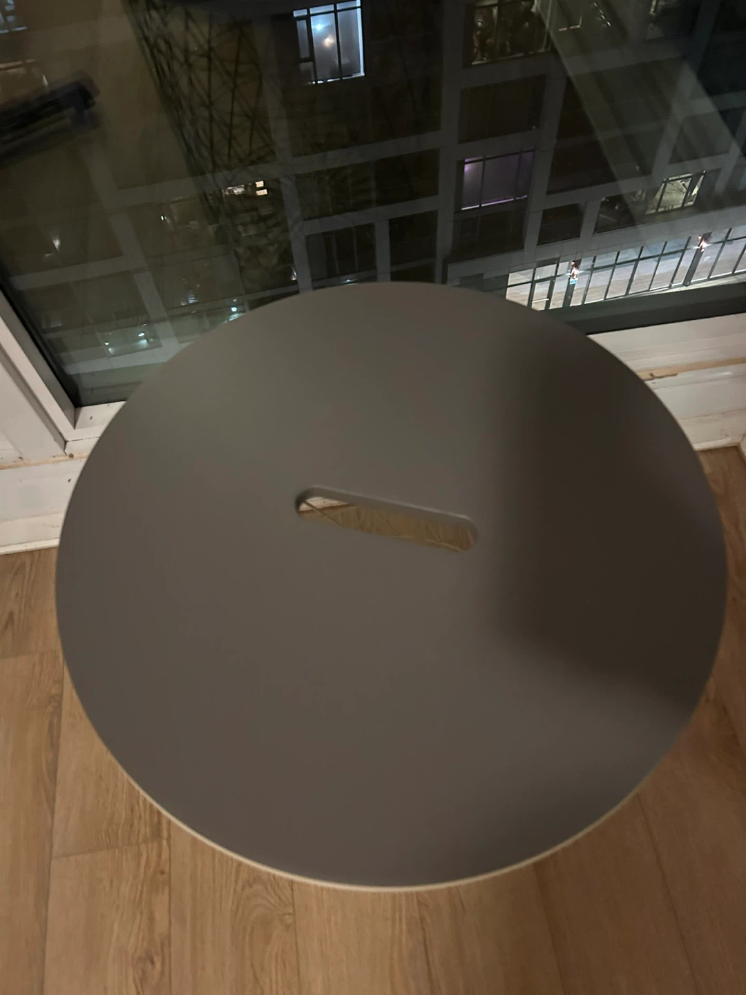 🧡 Table with Round Top and basket - photo 3