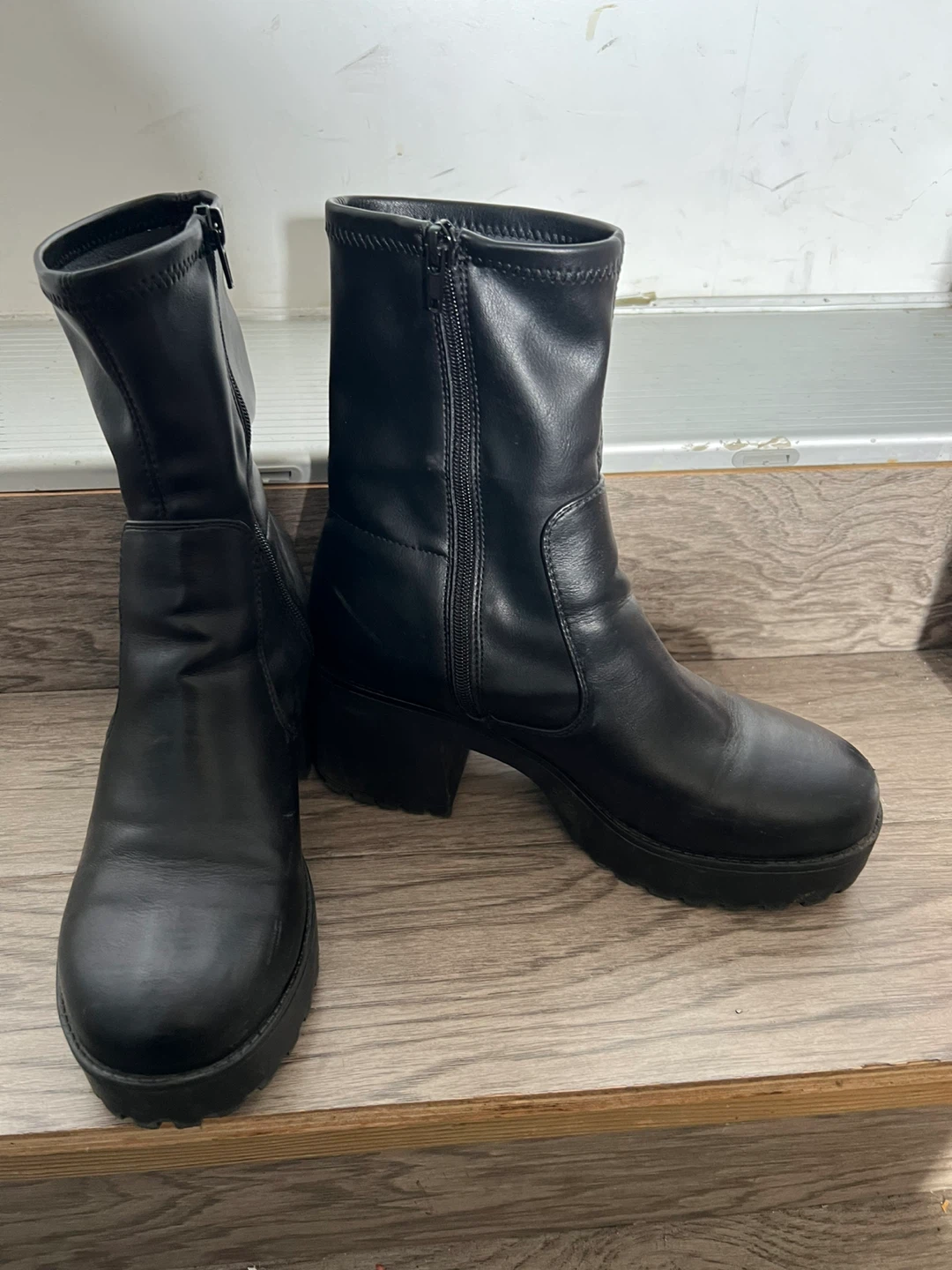 Black Chunky Platform Boots - 9 - photo 2