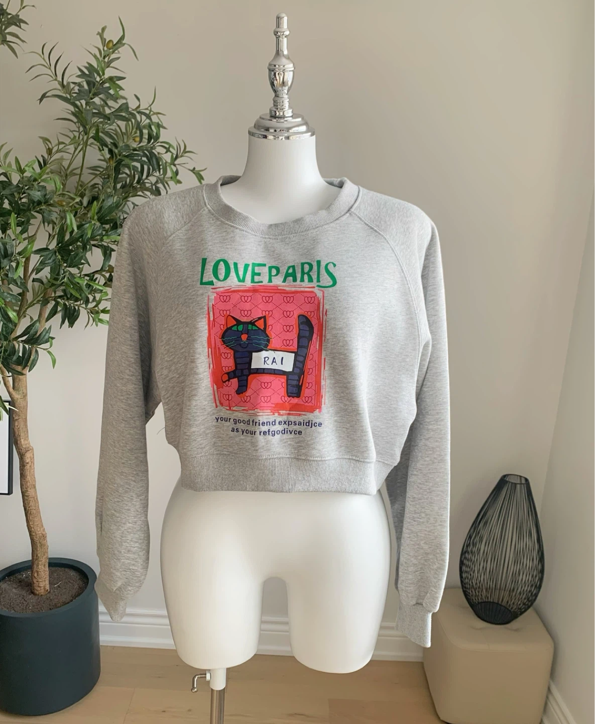 Grey Cropped Cat Sweatshirt M