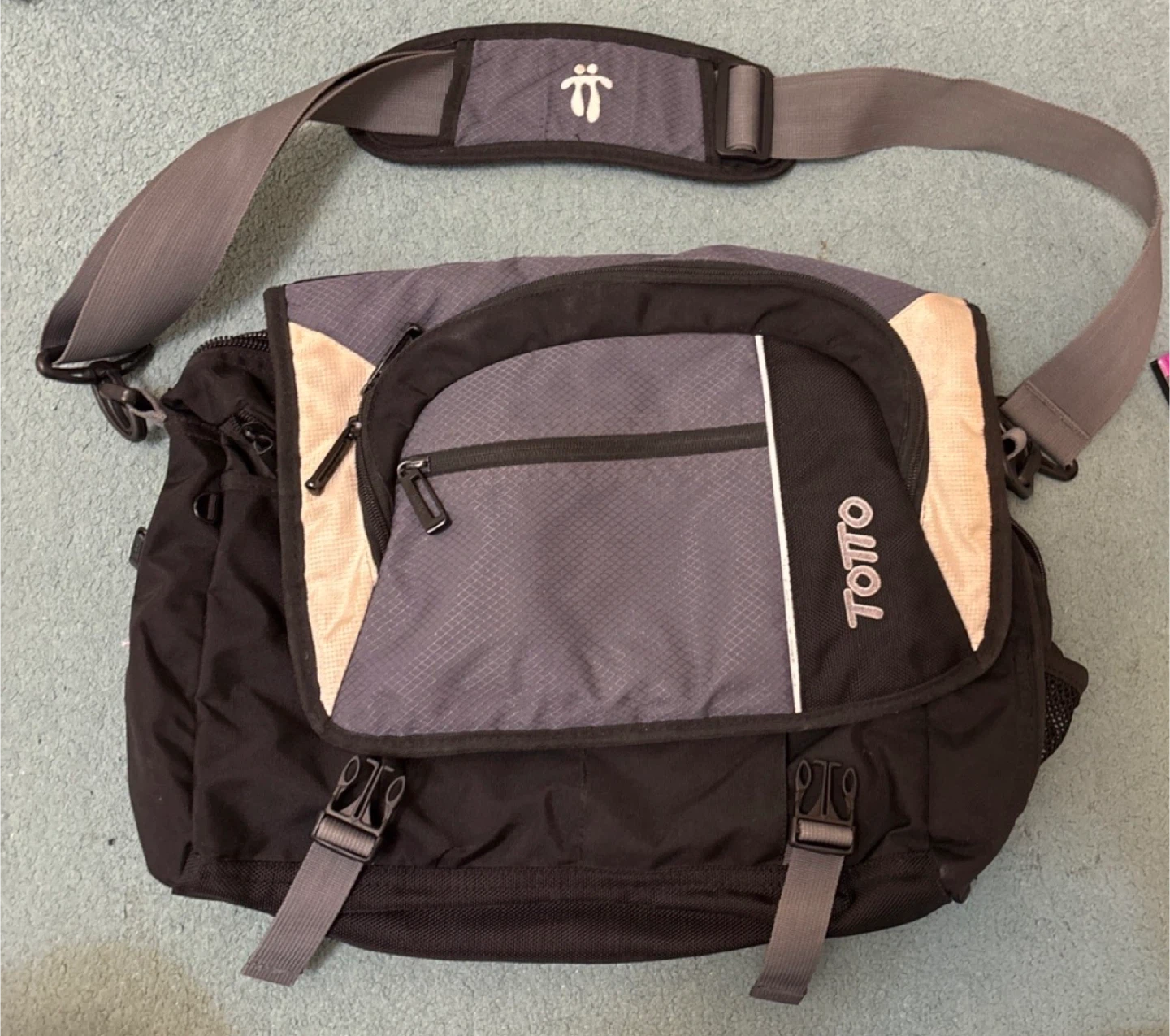 Totto Messenger Bag