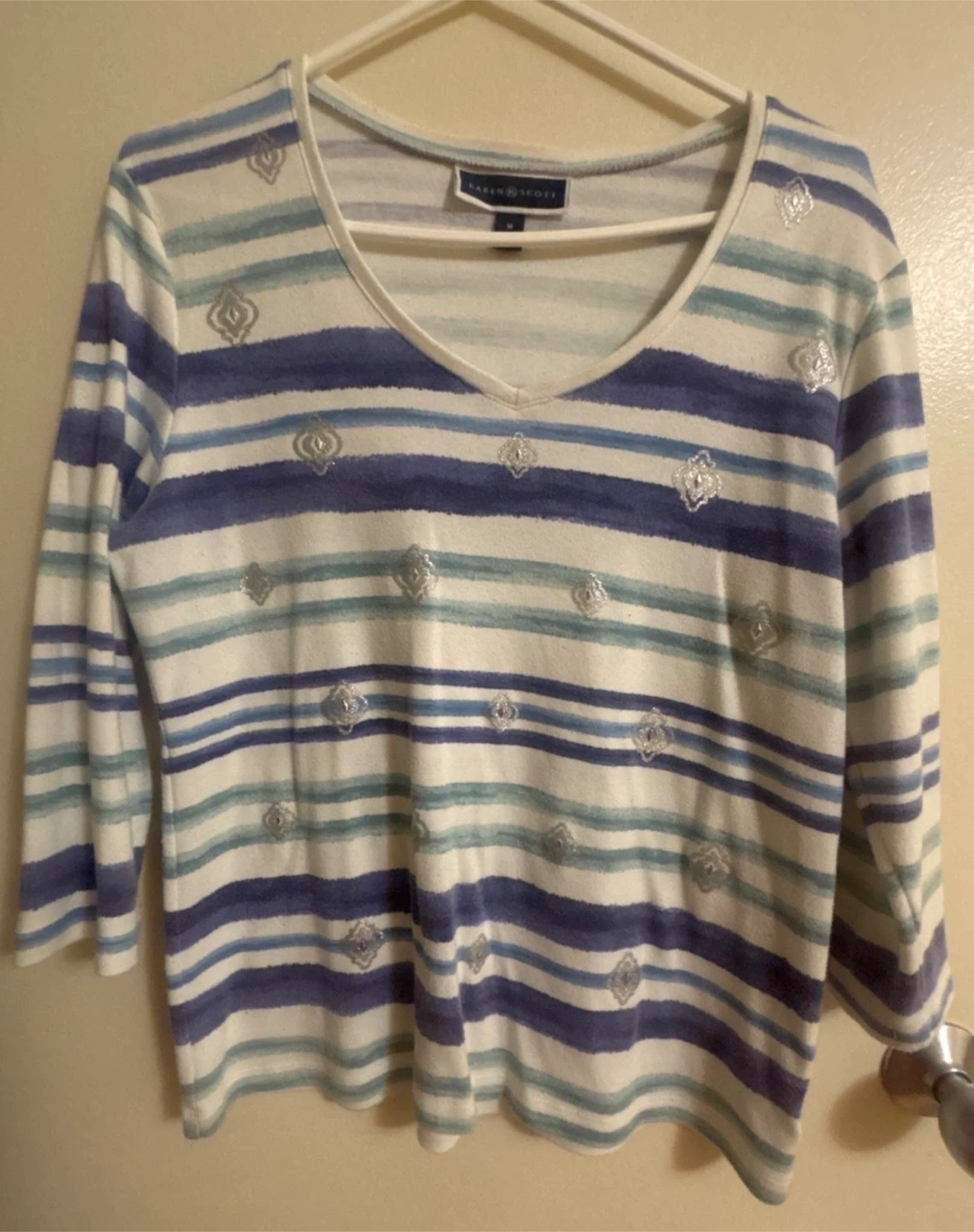 Karen Scott Striped V-Neck Top - M