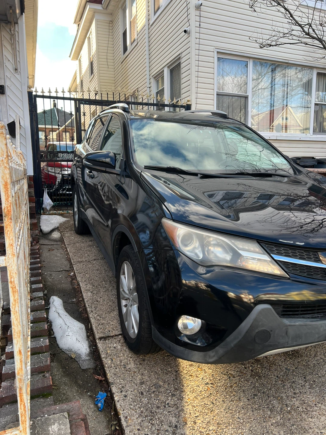 Black Toyota RAV4 SUV - photo 2